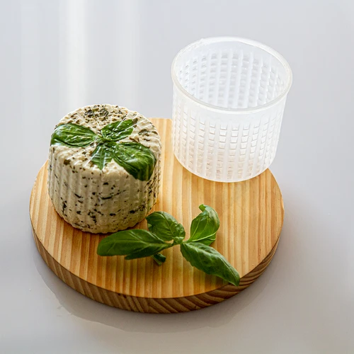 Apaļa siera forma Ø 8,4 x 7,4 cm, paredzēta 250 g - 2