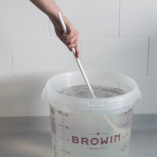 Balta plastmasas karote 70 cm - 2
