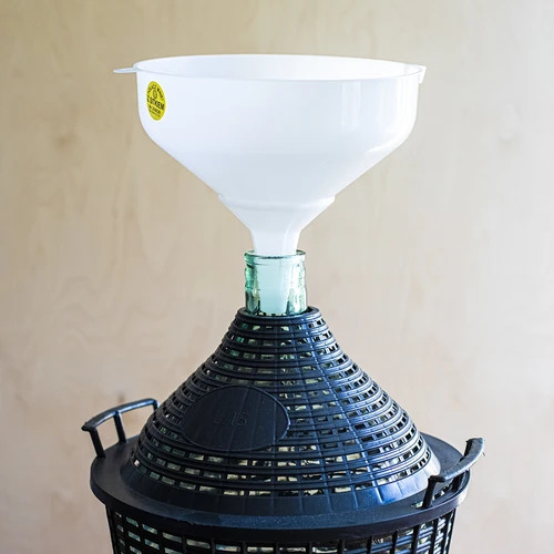 Balta plastmasas piltuve Ø 25 cm - 3