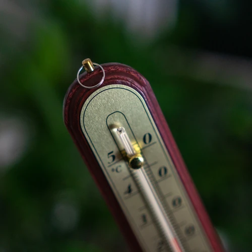 Istabas termometrs ar zelta skalu (-10°C līdz +50°C), 22 cm, asorti - 4