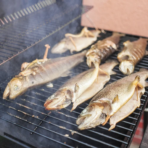 Kūpināšanas/grilēšanas ķirša koka skaidas, 450 g, kl. 10 - 13