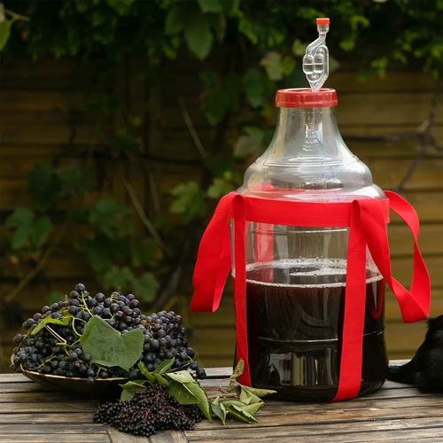 Vīna demižons, viegls, neplīstošs, ar nesšanas siksnām, 20 L - 8