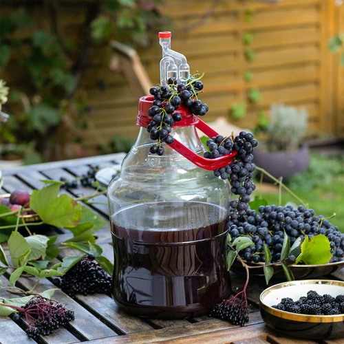 Vīna demižons, viegls, neplīstošs, ar rokturi, 10 L - 8