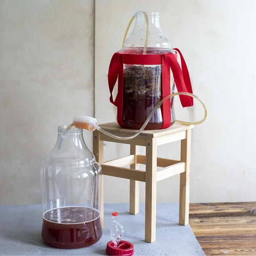 Vīna demižons, viegls, neplīstošs, ar siksnām, 15 L - 15