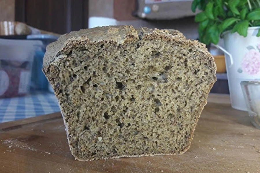 Browin Przepiśnik - Mājas bezglutēna maize ar kaņepju miltiem